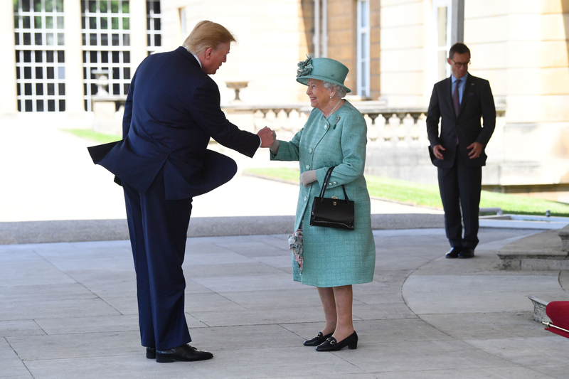 Dapping her majesty